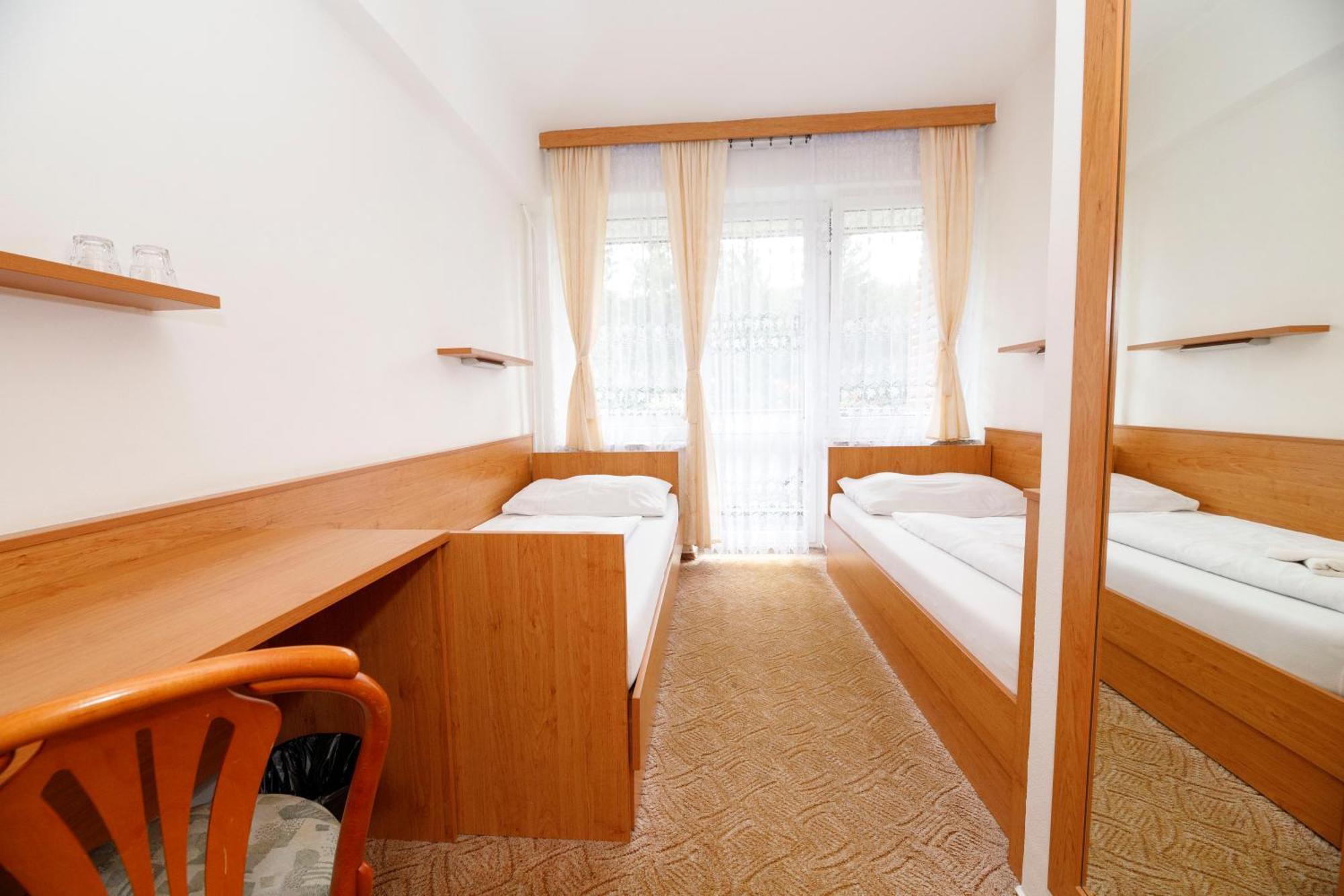 Horsky Hotel Neptun Мала-Моравка Экстерьер фото