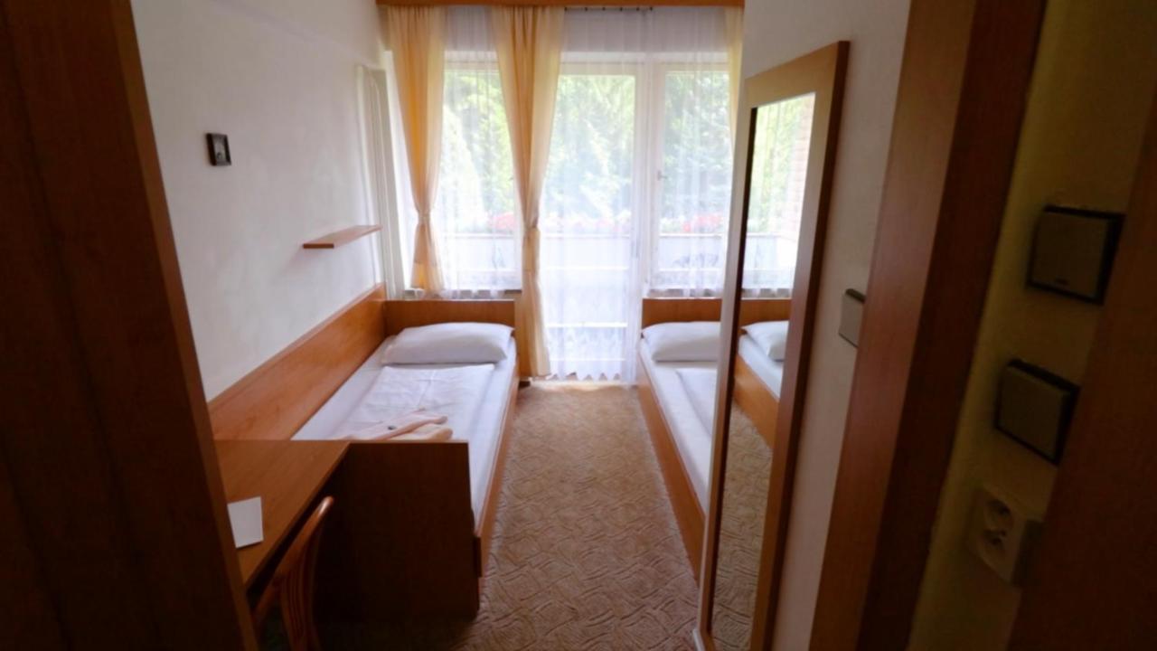 Horsky Hotel Neptun Мала-Моравка Экстерьер фото